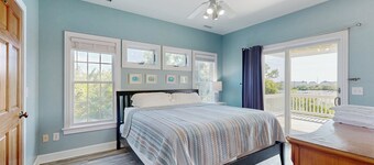 Lakefront home with private pool, hot tub, & pool table