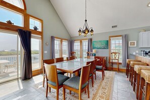 Dining - Lakefront home with private pool, hot tub, & pool table (Avon)