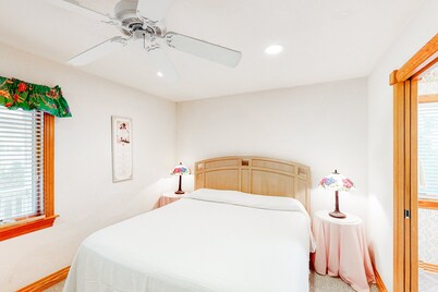 Waterfront home with private pool, hot tub, pool table & theater- near the beach