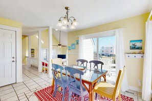 Dining - Pleasant ocean view home with balcony, rocking chairs, soaking tub, AC, & W/D (Emerald Isle)