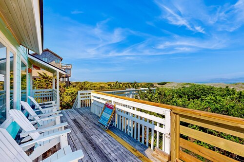 Oceanfront Community Pool, New Owners, Newly Renovated, and dog friendly