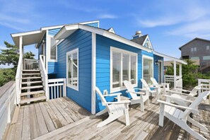 Terrace/patio - Oceanfront Community Pool, New Owners, Newly Renovated, and dog friendly (Avon)