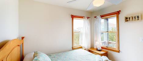 4 bedrooms, free WiFi, bed sheets