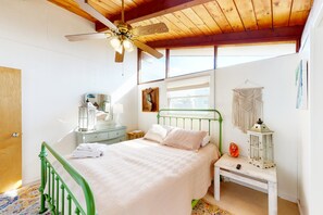 3 soverom, wi-fi (inkludert) og sengetøy