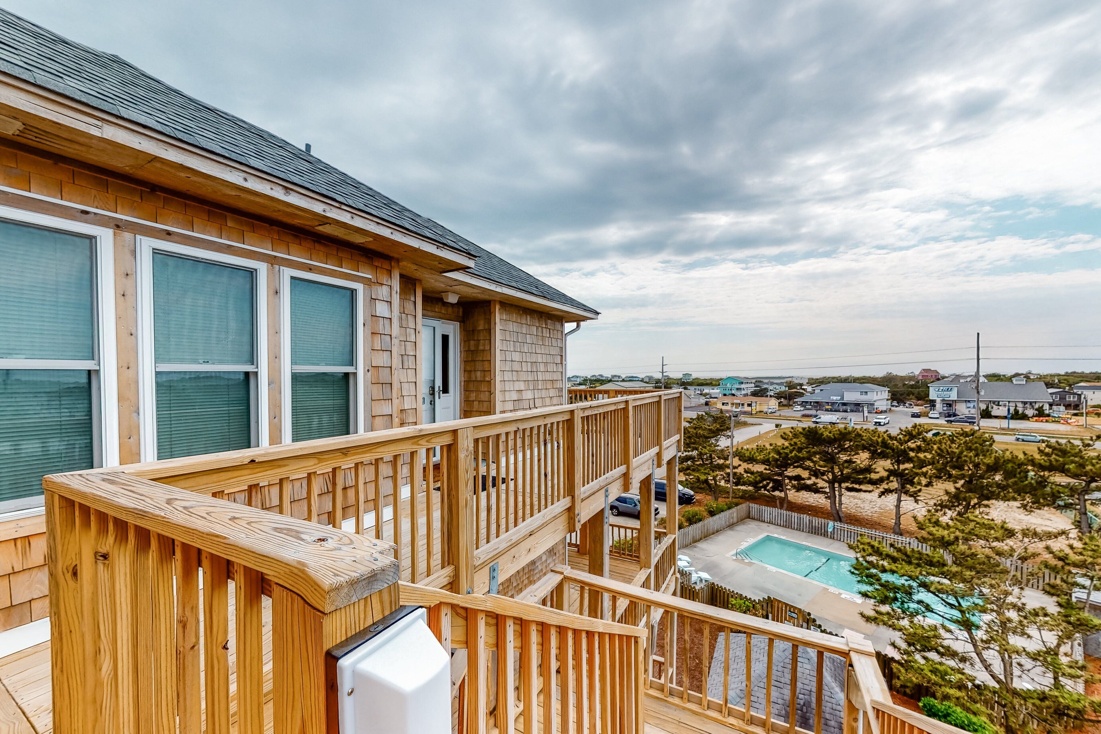 المنطقة المحيطة بالمنشأة