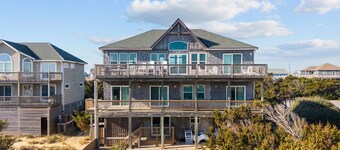 Oceanfront house with private pool, hot tub, & washer/dryer