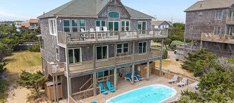 Oceanfront house with private pool, hot tub, & washer/dryer