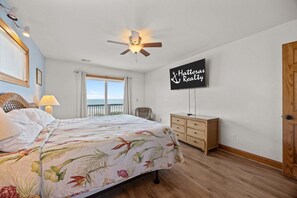 5 bedrooms, iron/ironing board, free WiFi