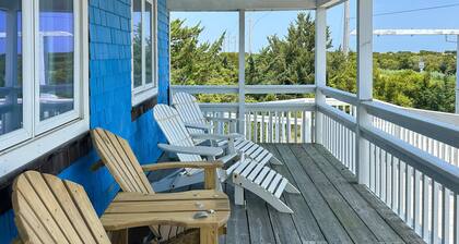 Sunset Sound Escape: Soundfront house, amazing sunset views
