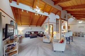 تلفزيون، مشغل دي في دي، كُتُب