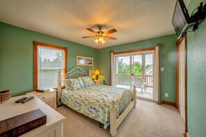 4 bedrooms, free WiFi, bed sheets