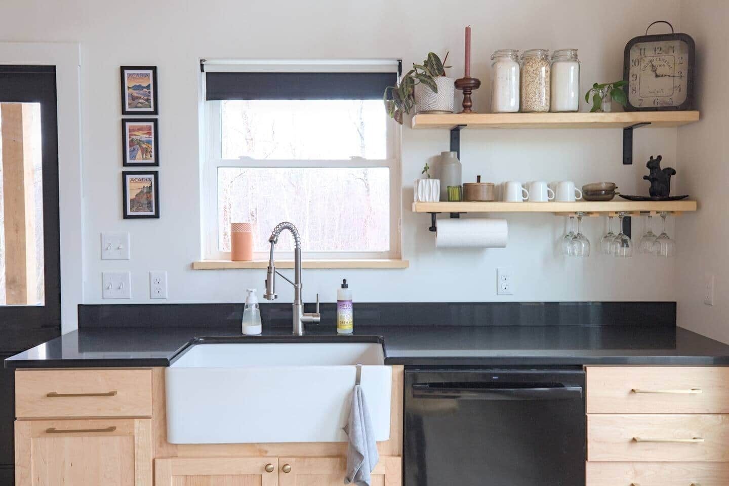 Secador de pelo y toallas