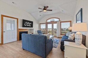 TV, fireplace, DVD player