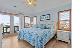 4 makuuhuonetta, ilmainen Wi-Fi, vuodevaatteet