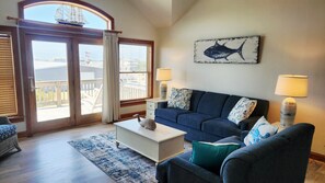 TV, fireplace, DVD player