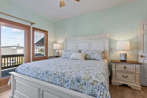 4 bedrooms, free WiFi, bed sheets