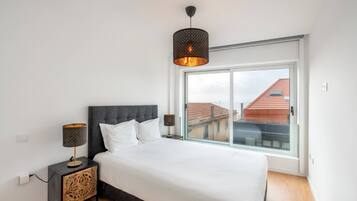 1 室のベッドルーム、アイロン / アイロン台、インターネット、ベッドシーツ