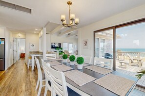 Dining - Fun beachfront home w/shared pool, WiFi, private washer & dryer, central AC (Avon)