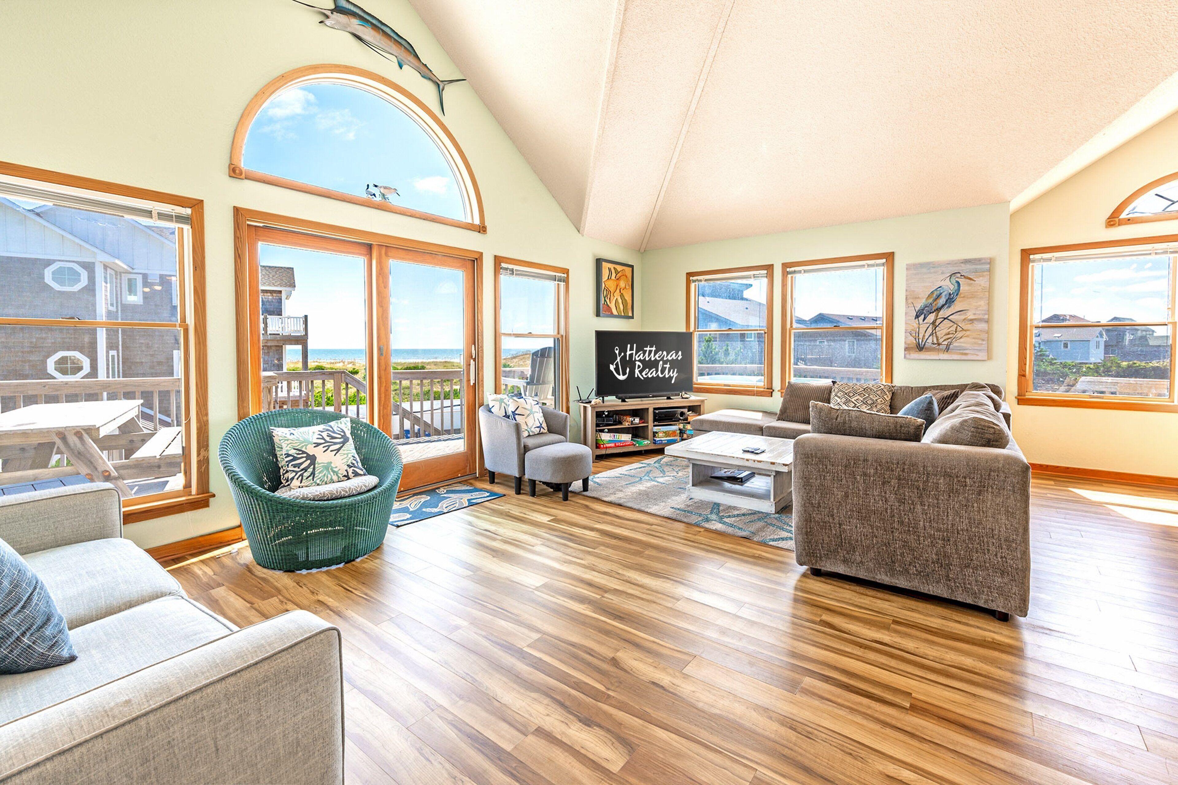 TV, DVD-spiller og bøker