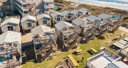 Beautiful Condo w/ Central AC, Ocean View, Shared Pool, & Free WiFi