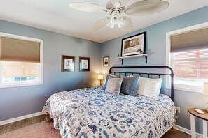 3 slaapkamers, reisbedje, internet, beddengoed