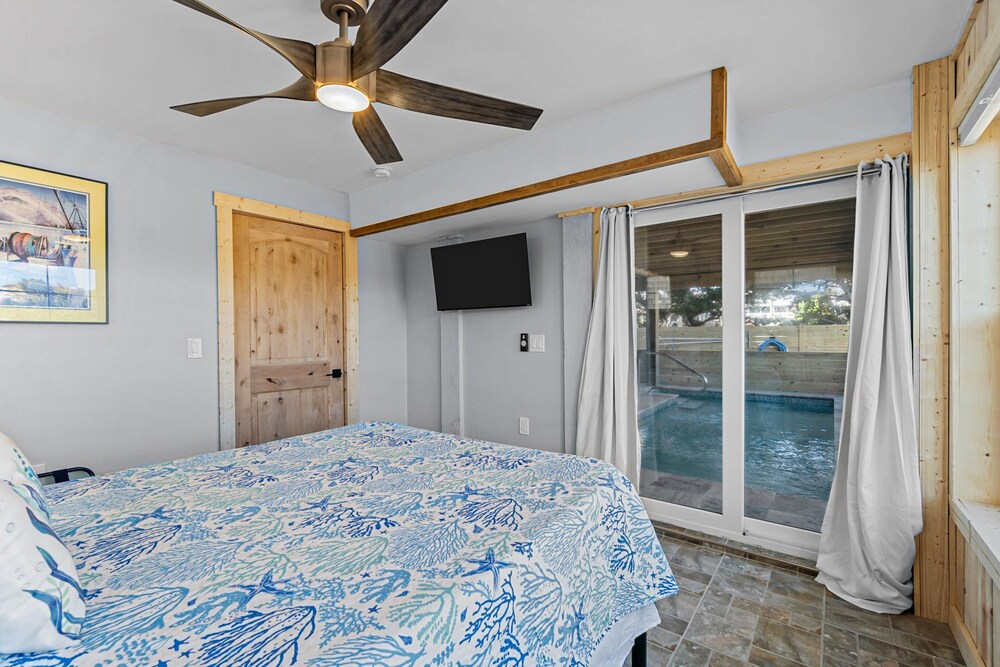 Luxury High-End Ocean Front Home with Private Pool and Hut Tub - Avon ... - High-End Oceanfront Living