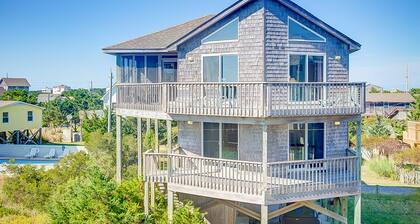 Ocean Haus 371: Oceanside,near the beach w/outdoor pool