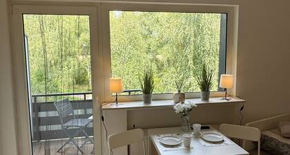 Sonniges CityNest Apartment mit Balkon und bester Verkehrsanbindung