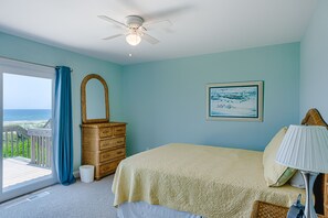 4 bedrooms, free WiFi, bed sheets