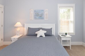 4 soverom, strykejern/-brett, reiseseng for barn og wi-fi (inkludert)