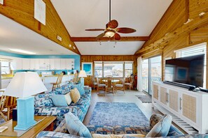 Tv, dvd-afspiller, stereoanlæg