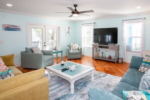 Smart-TV, fotballspill og bøker