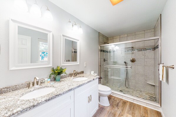 Shower, towels