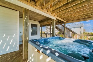 Terrace/patio - Ocean-view home with pool, hot tub, grill, decks & pool table (Waves)
