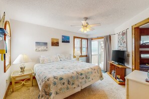 4 bedrooms, free WiFi, bed sheets
