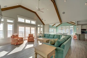 Televisión, chimenea