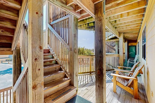 Scenic Waterfront Condo – Dock + Pet Friendly