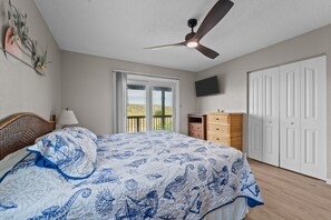 6 bedrooms, WiFi, bed sheets
