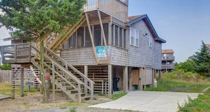 Whale Inn 208: close to water w/WiFi, ocean views!