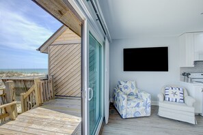 Interior - Upgraded beachfront villa with ocean views, central AC, fast WiFi & washer/dryer (North Topsail Beach)