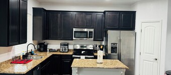 Fantastic 4-bedroom house with Garage access in Hobbs