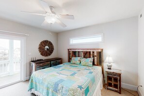 7 bedrooms, free WiFi, bed sheets, wheelchair access