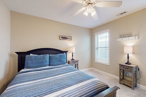 Oceanview Home with private pool and close beach access