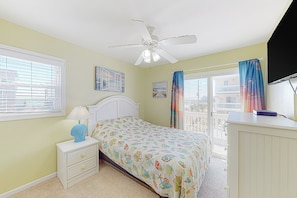 4 bedrooms, free WiFi, bed sheets