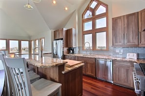 Fridge, microwave, oven, stovetop - Waterfront home with private hot tub, sound view, shared pool, WiFi (Avon)