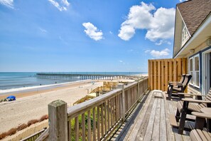 On the beach - Beachfront duplex with beach access, ocean views, air hockey, washer/dryer, AC (North Topsail Beach)