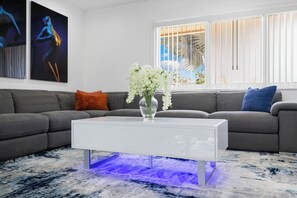 تلفزيون ذكي