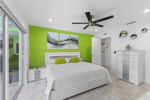 Desk, iron/ironing board, free WiFi, bed sheets