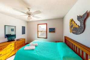 4 bedrooms, free WiFi, bed sheets