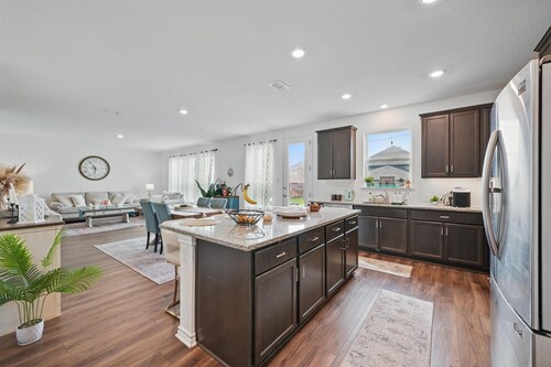 Prosper 3BR+Office - Huge Yard- sleep 8